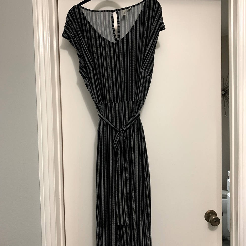 Tacera Jumpsuit - Picture 4 of 4